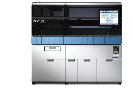 Système Panther Fusion sur fond blanc