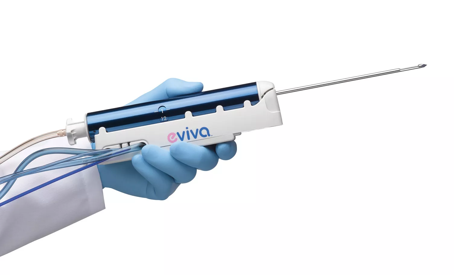 Aiguille de biopsie mammaire sur fond blanc