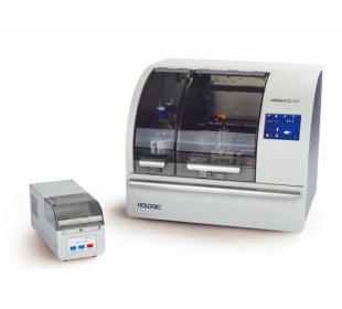 Système Cellient® Automated Cell Block d’Hologic sur fond blanc